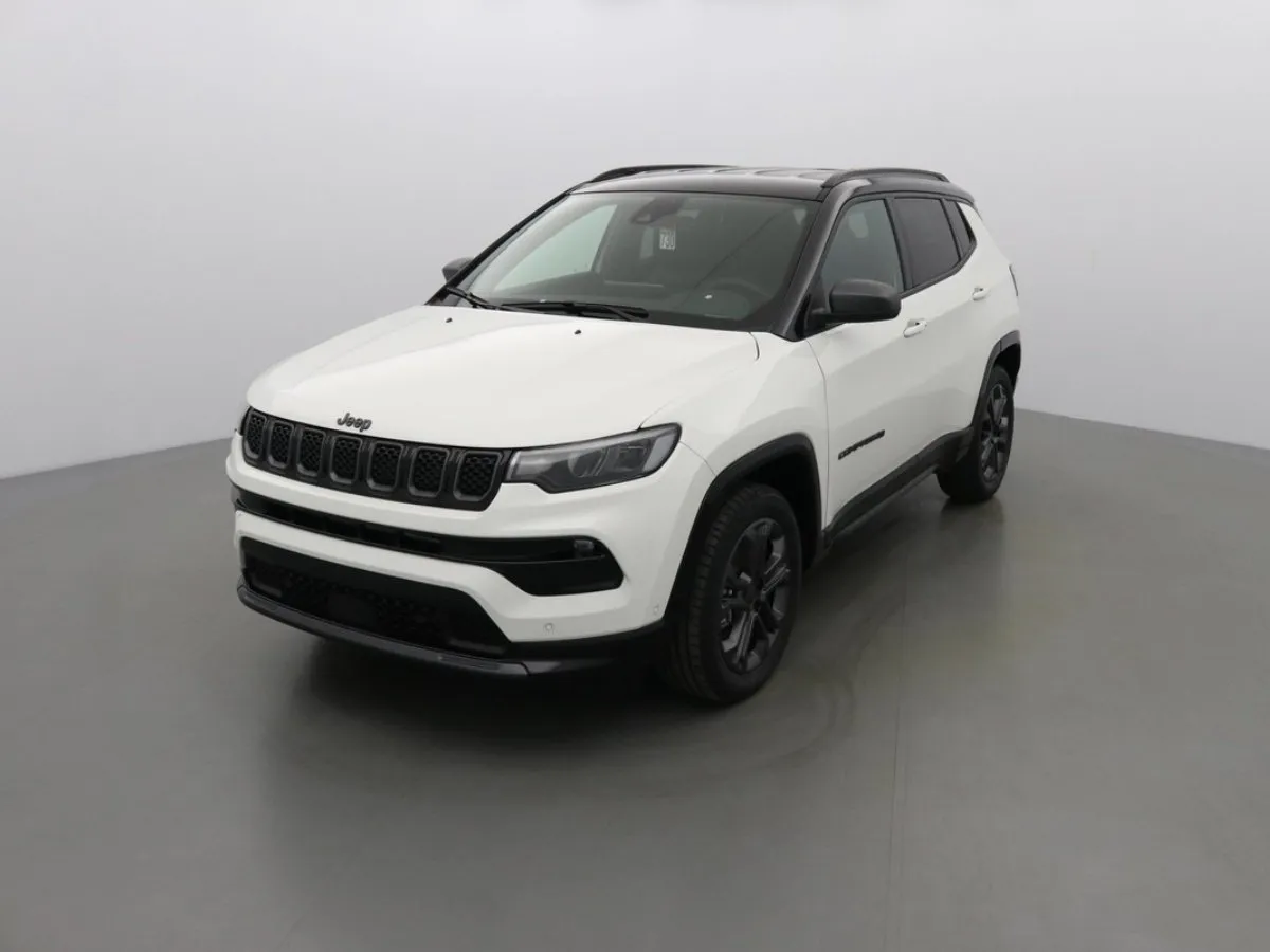 Jeep COMPASS TURBO T4 150 80TH ANNIVERSARY Image 1